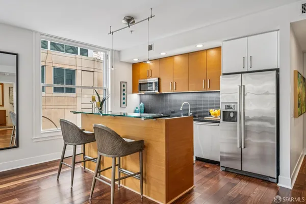 $1,200,000 | 74 New Montgomery Street, Unit 516, San Francisco, CA 94105
