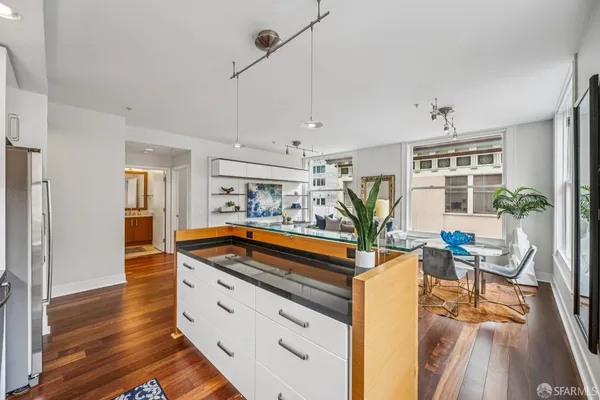 $1,200,000 | 74 New Montgomery Street, Unit 516, San Francisco, CA 94105