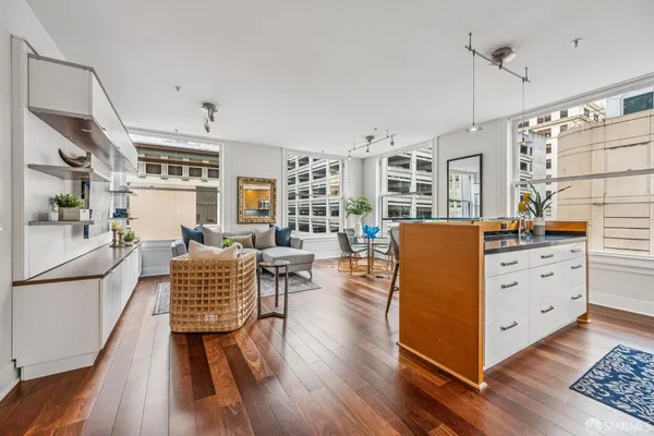$1,200,000 | 74 New Montgomery Street, Unit 516, San Francisco, CA 94105