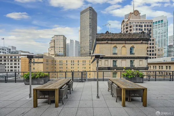 $1,200,000 | 74 New Montgomery Street, Unit 516, San Francisco, CA 94105