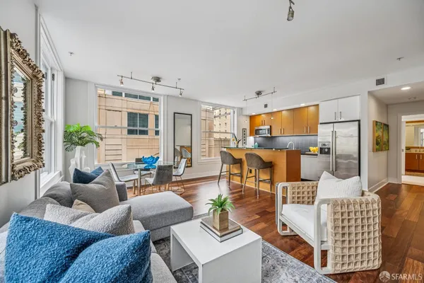 $1,200,000 | 74 New Montgomery Street, Unit 516, San Francisco, CA 94105