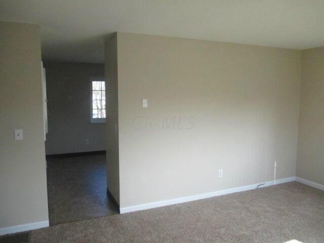 332 Crowley Road Columbus, OH 43207 - Photo 4 of 21 Gallery Image 4