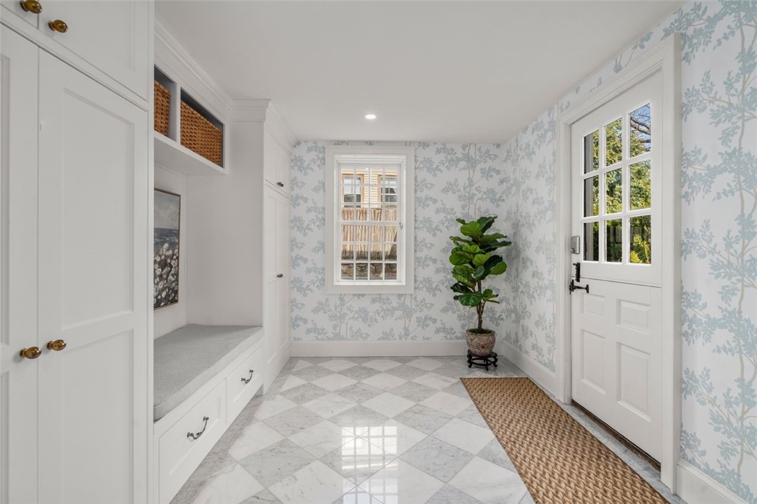 30 Thames Street Newport, RI 02840 - Photo 4 of 47