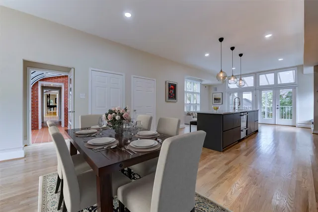 $2,350,000 | 3211 Pittsburg Street, West University Place, TX 77005