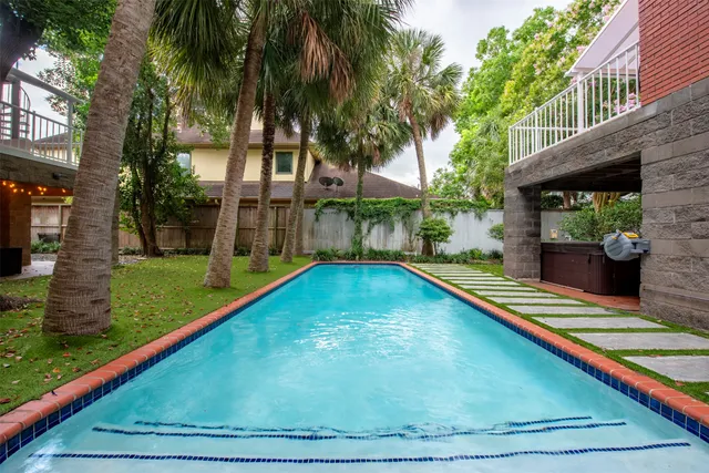 $2,350,000 | 3211 Pittsburg Street, West University Place, TX 77005