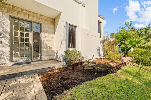 $1,299,000 | 235 Malone Street, Houston, TX 77007