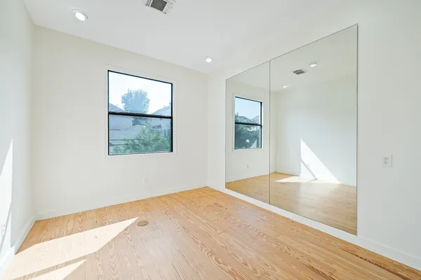 $1,299,000 | 235 Malone Street, Houston, TX 77007