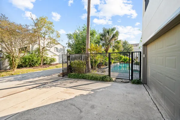 $1,299,000 | 235 Malone Street, Houston, TX 77007