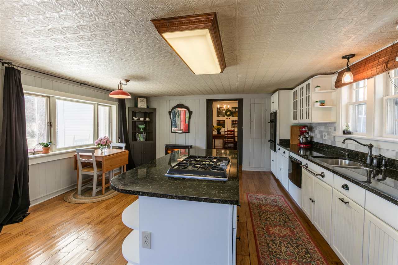 262 Franklin Road Salisbury, NH 03268 - Photo 11 of 33 Gallery Image 11