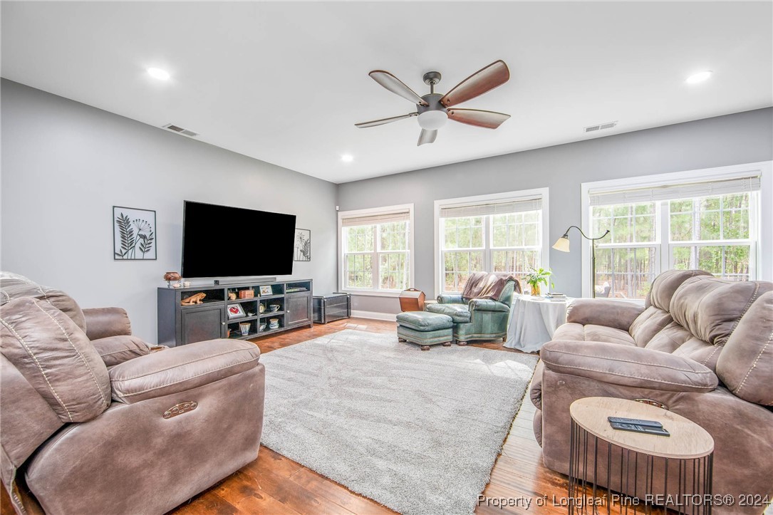 145 Leesville Loop Aberdeen, NC 28315 - Photo 11 of 41