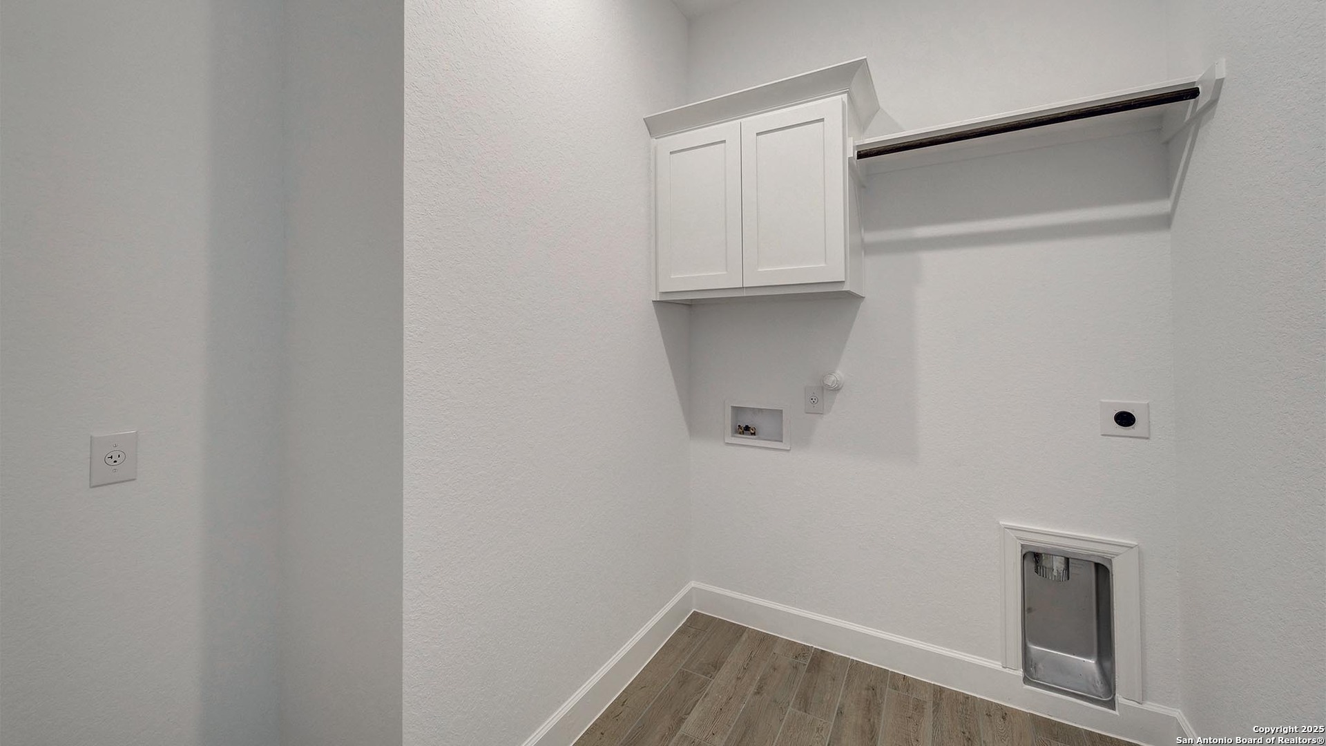 213 Fandango Boerne, TX 78006 - Photo 22 of 35 a view of small space with racks on the wall