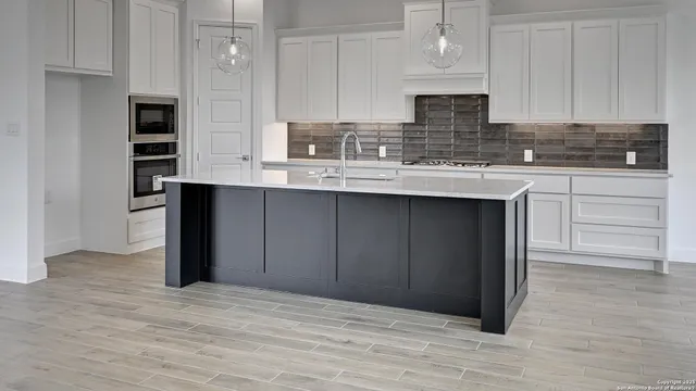 $666,900 | 213 Fandango, Boerne, TX 78006