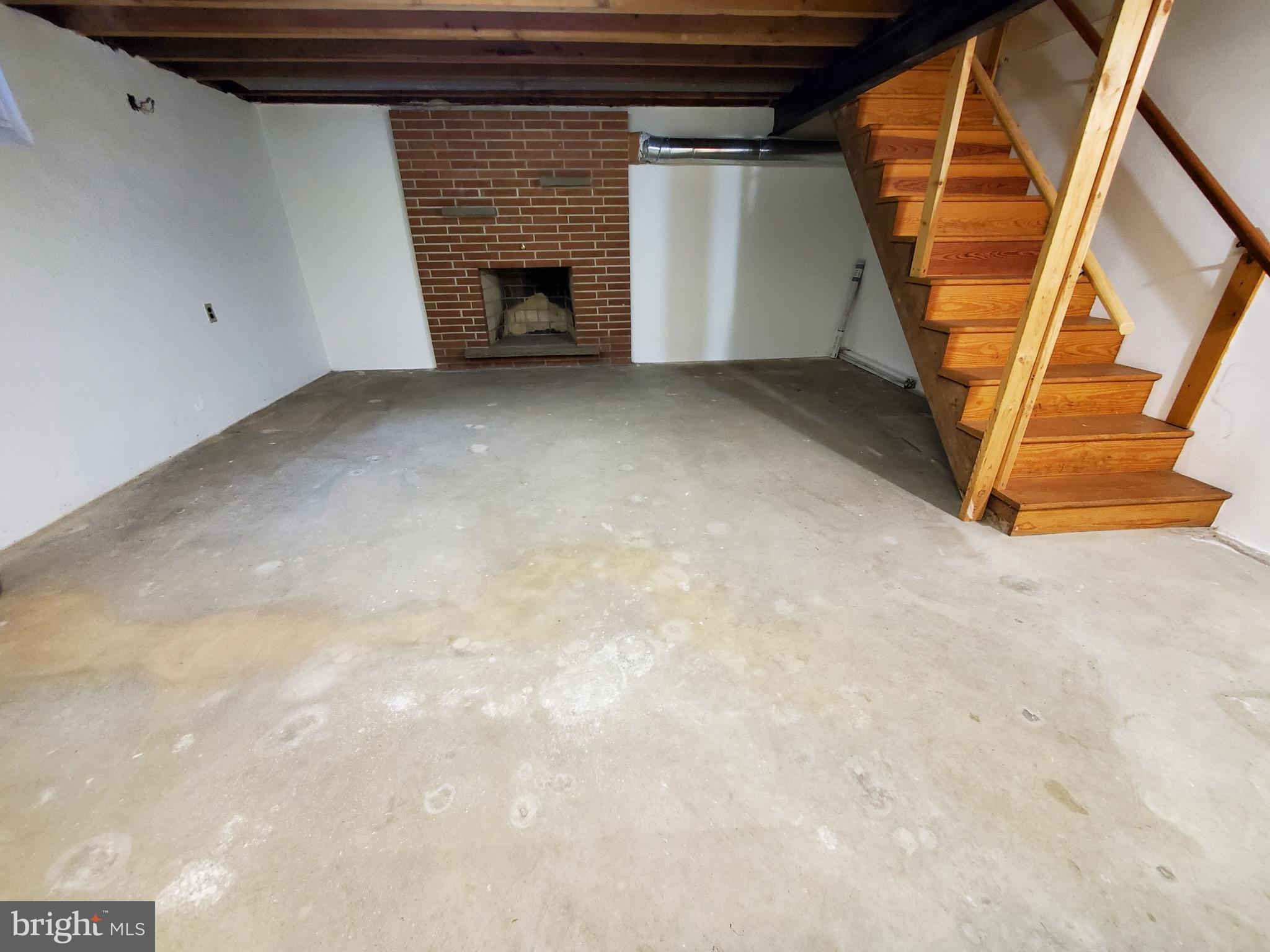 1876 Marigold Road York, PA 17408 - Photo 15 of 17