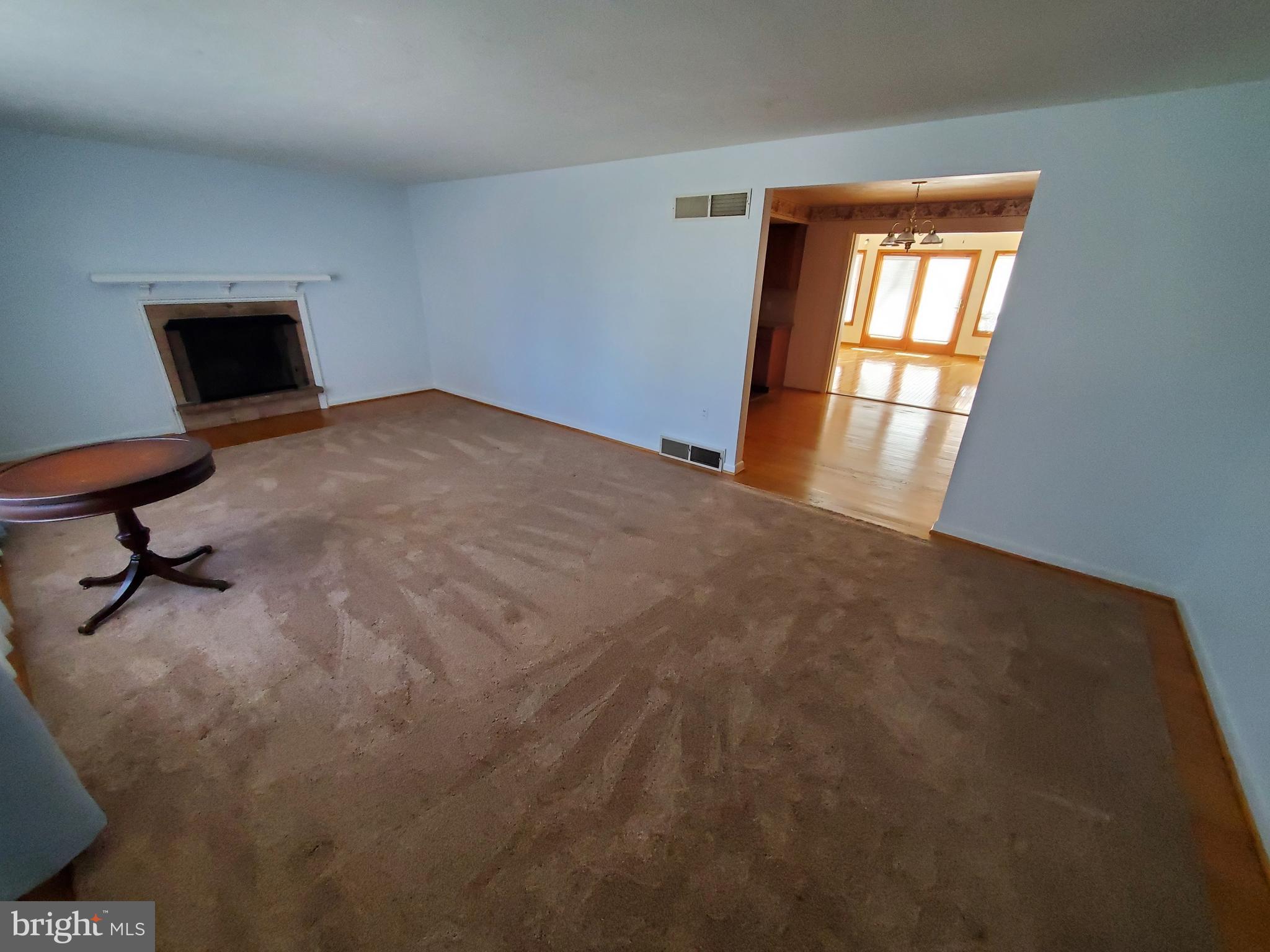 1876 Marigold Road York, PA 17408 - Photo 8 of 17