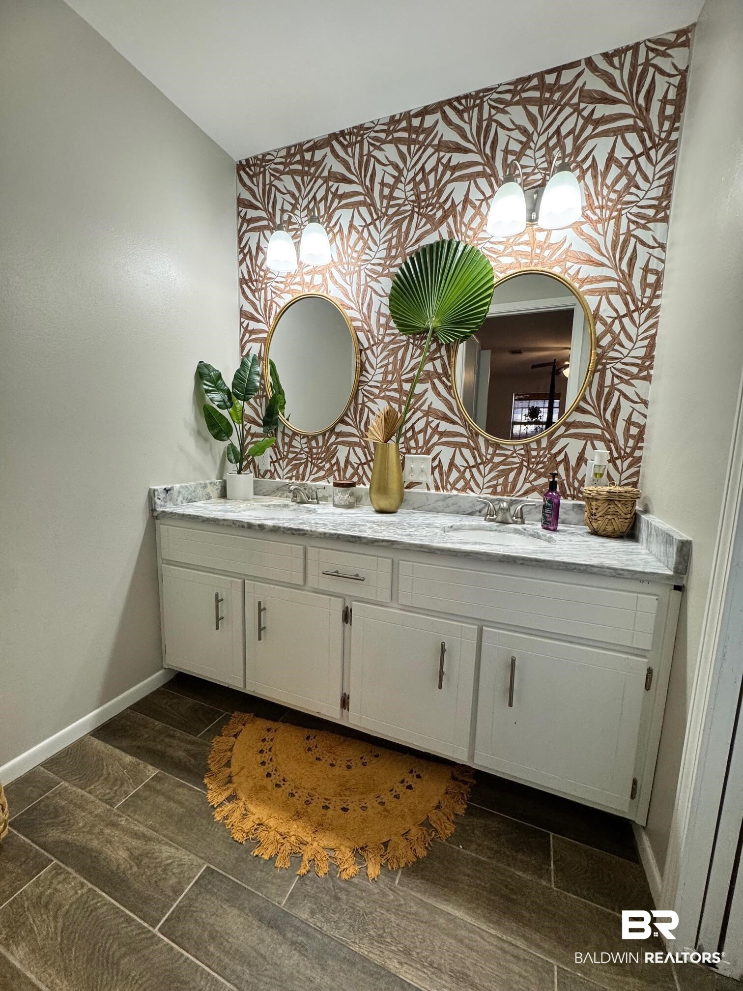 1434 Ridgewood Drive Lillian, AL 36549 - Photo 17 of 45 Bathroom with vanity
