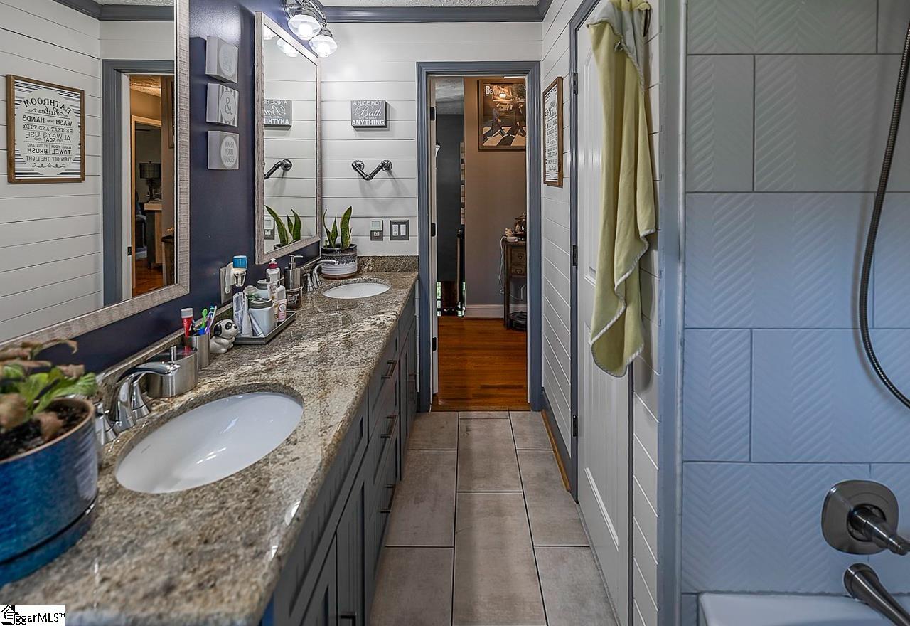 210 King George Road Greenville, SC 29615 - Photo 13 of 27