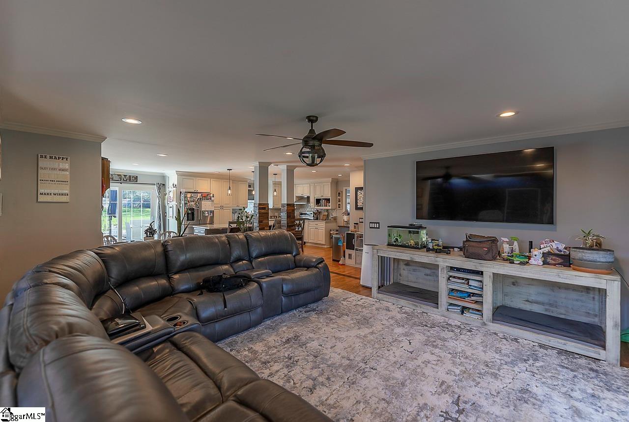 210 King George Road Greenville, SC 29615 - Photo 6 of 27