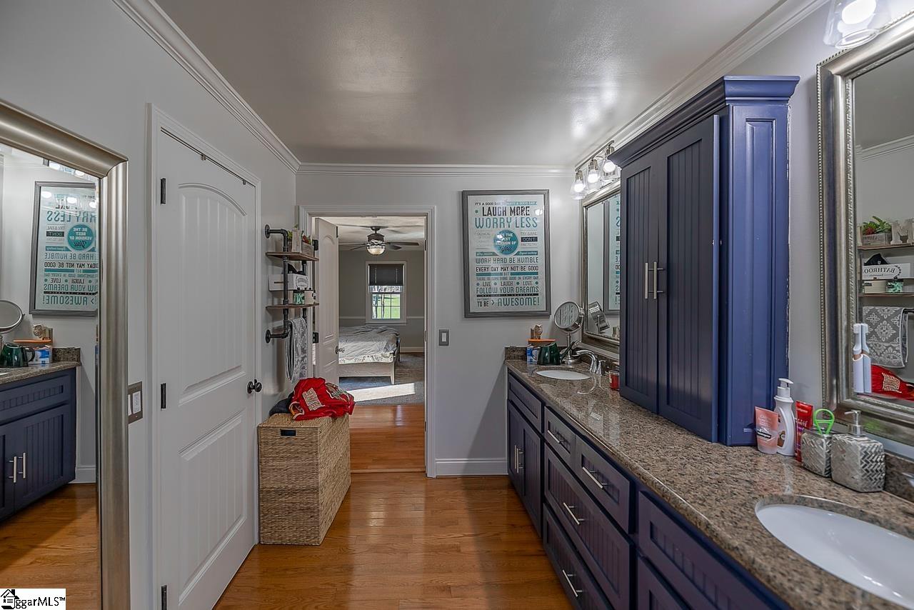 210 King George Road Greenville, SC 29615 - Photo 9 of 27