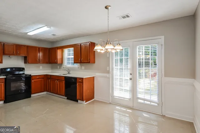 $1,695 | 70 Summer Lane, Covington, GA 30016