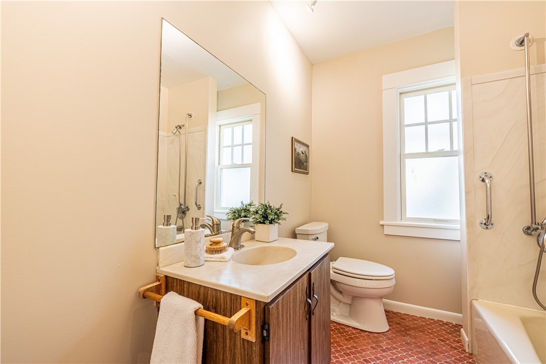 310 Canterbury Road Rochester, NY 14607 - Photo 19 of 30 Gallery Image 19