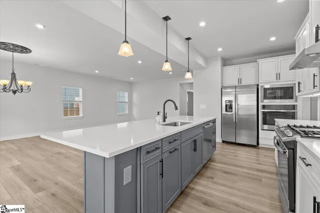 $385,000 | 6059 Ives Avenue, Spartanburg, SC 29307