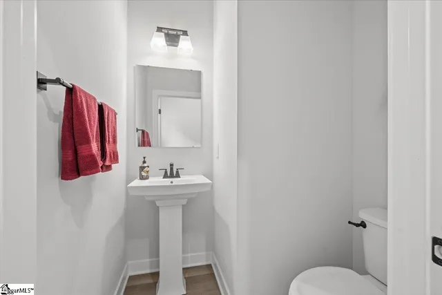 $385,000 | 6059 Ives Avenue, Spartanburg, SC 29307