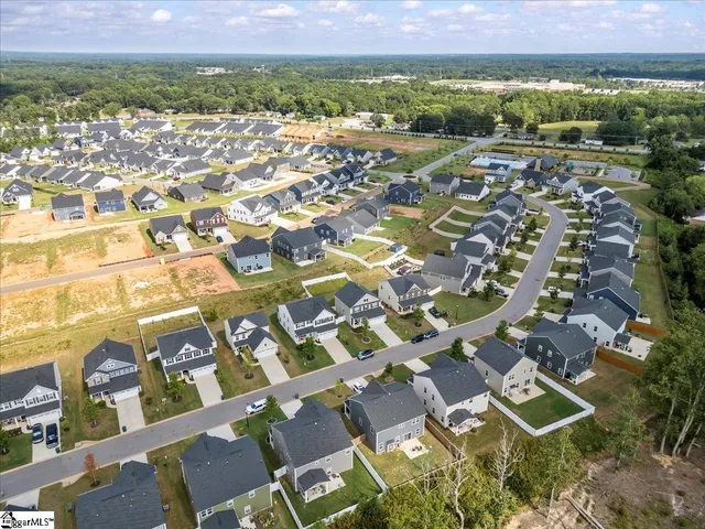 $385,000 | 6059 Ives Avenue, Spartanburg, SC 29307