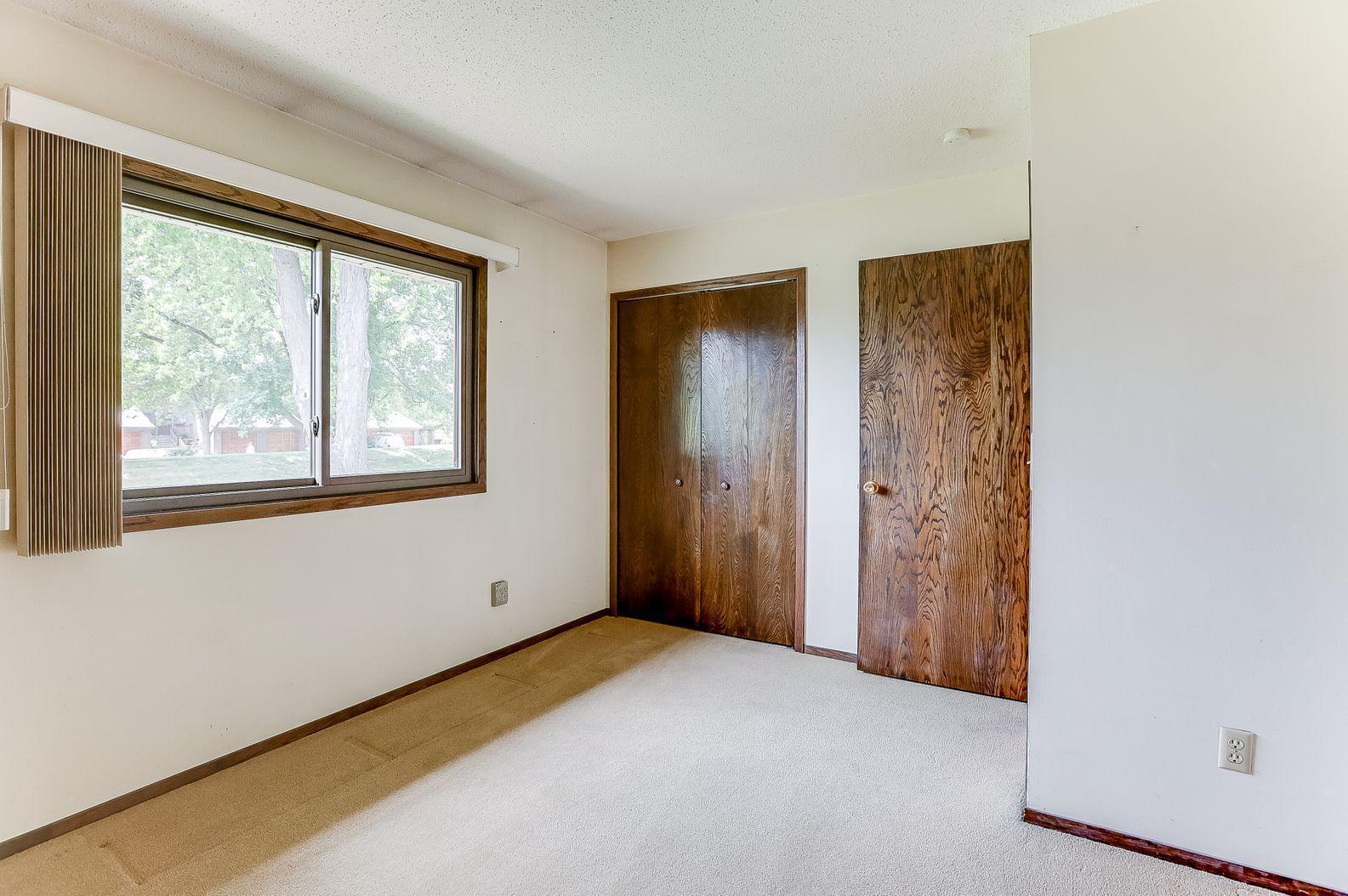 9001 Neill Lake Road Eden Prairie, MN 55347 - Photo 22 of 39 Gallery Image 22