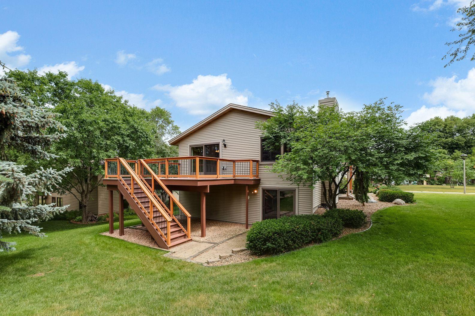 9001 Neill Lake Road Eden Prairie, MN 55347 - Photo 33 of 39 Gallery Image 33