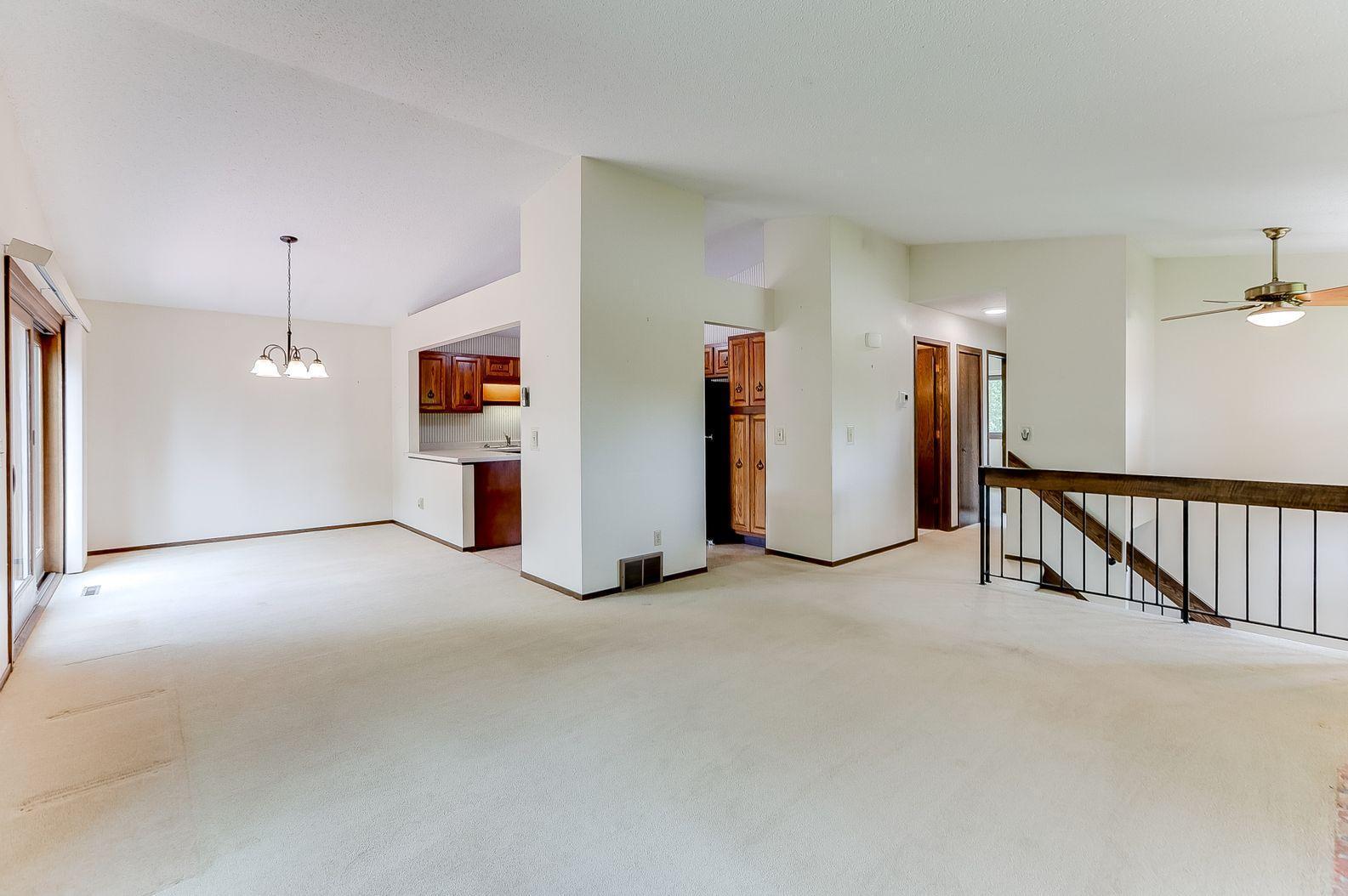 9001 Neill Lake Road Eden Prairie, MN 55347 - Photo 5 of 39 Gallery Image 5