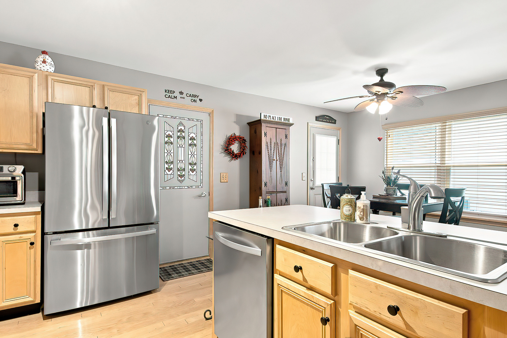 783 Manor Road Crystal Lake, IL 60014 - Photo 5 of 35
