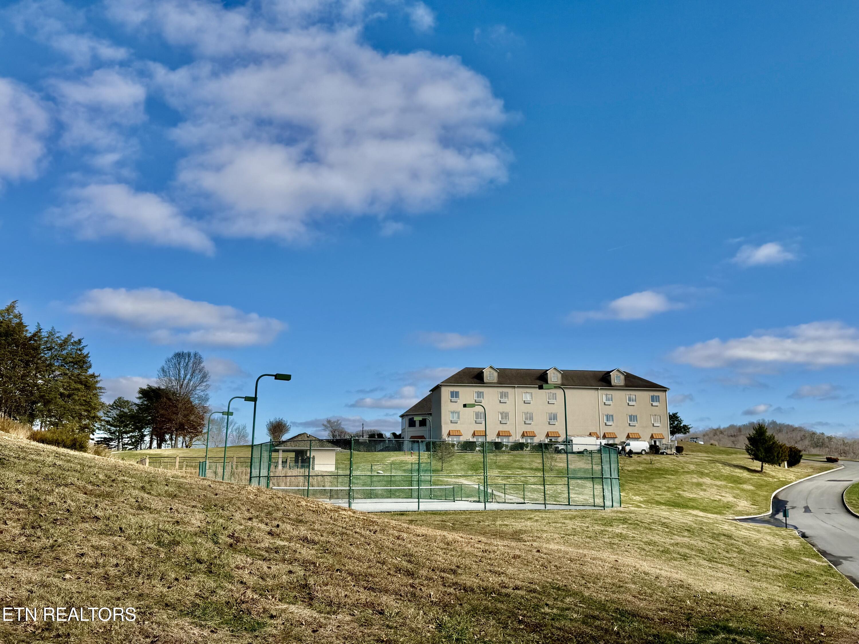 Divot Place Tazewell, TN 37879 - Photo 9 of 16 IMG_0757