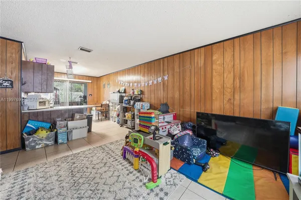 $355,000 | 1910 South 34th Street, Fort Pierce, FL 34947