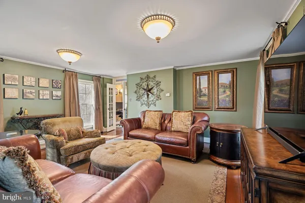 $1,150,000 | 64 Valley Drive, Furlong, PA 18925