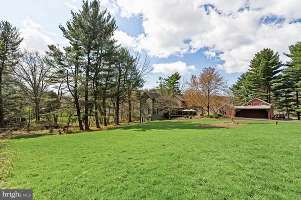 $1,150,000 | 64 Valley Drive, Furlong, PA 18925