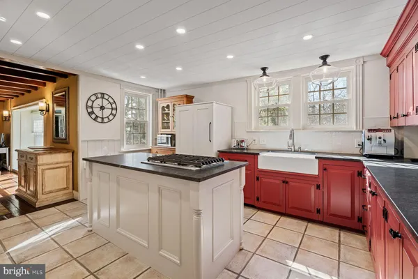 $1,150,000 | 64 Valley Drive, Furlong, PA 18925