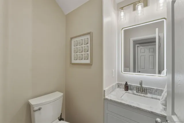 $1,100,000 | 2853 West Canyon Avenue, San Diego, CA 92123