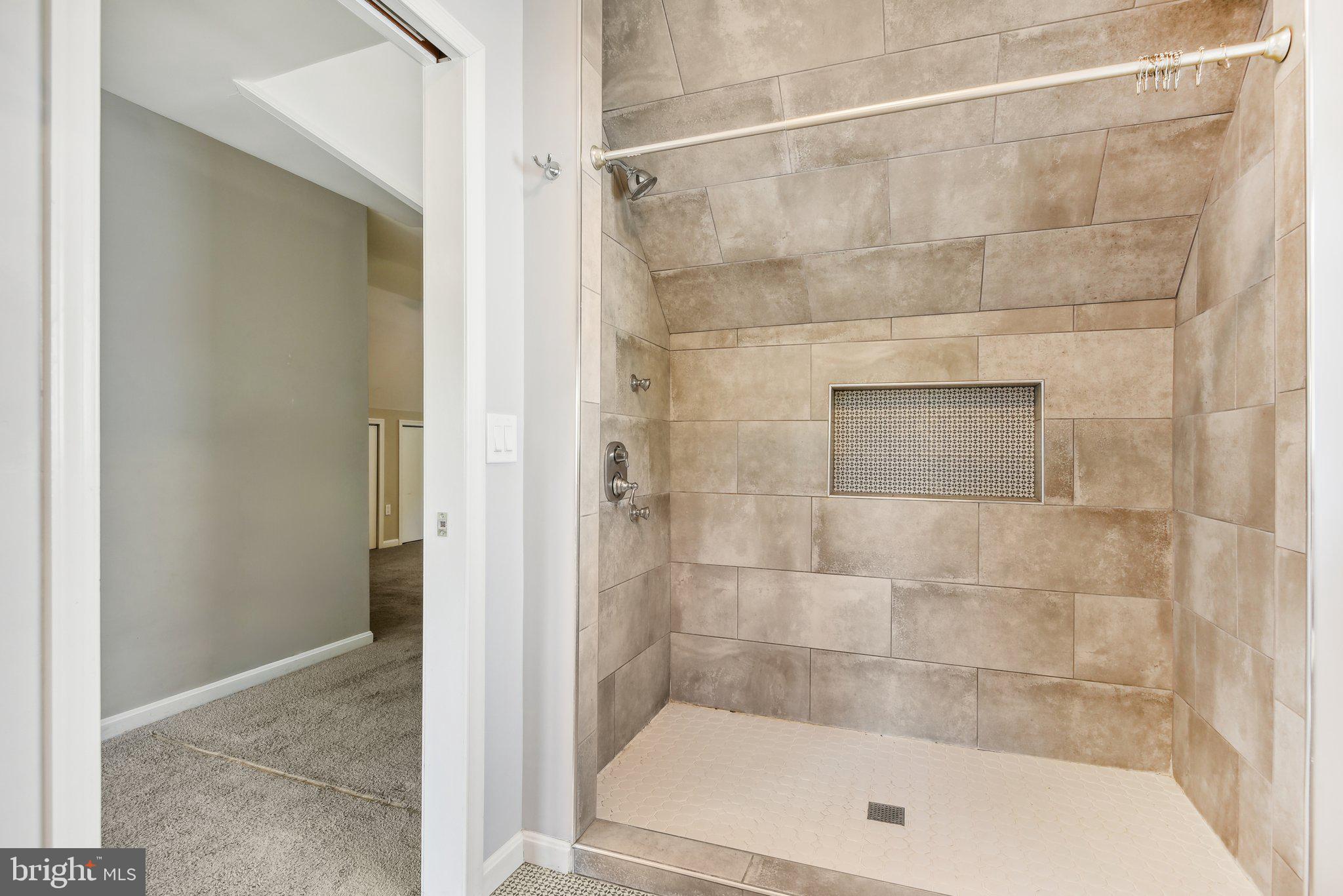 1658 Bay Ridge Road Edgewater, MD 21037 - Photo 20 of 36 Primary Bathroom with shower