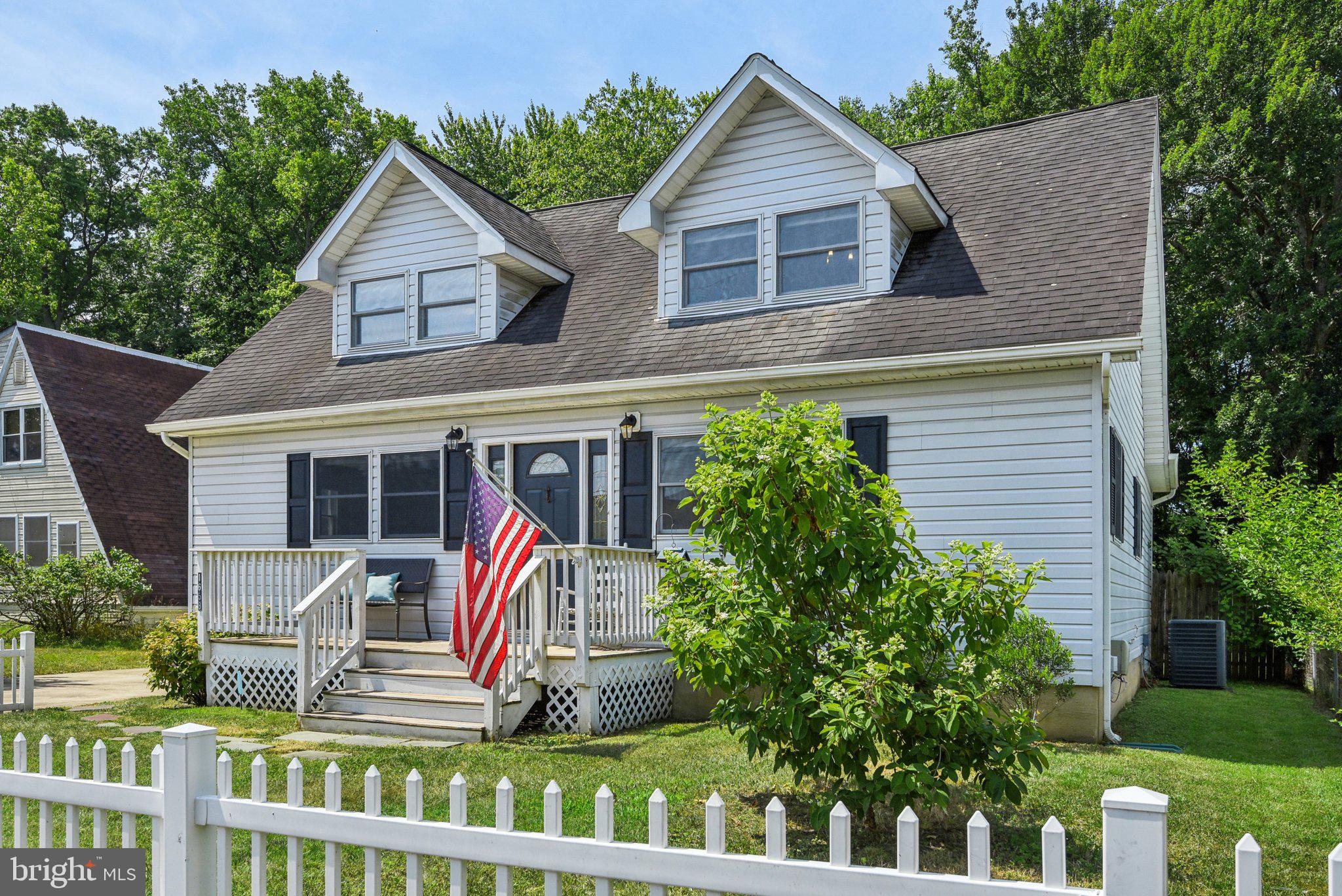 1658 Bay Ridge Road Edgewater, MD 21037 - Photo 35 of 36 Hello to Your White-picket fenced Home!