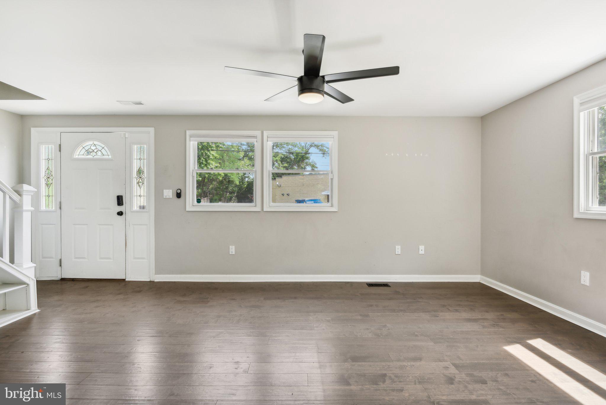 1658 Bay Ridge Road Edgewater, MD 21037 - Photo 5 of 36