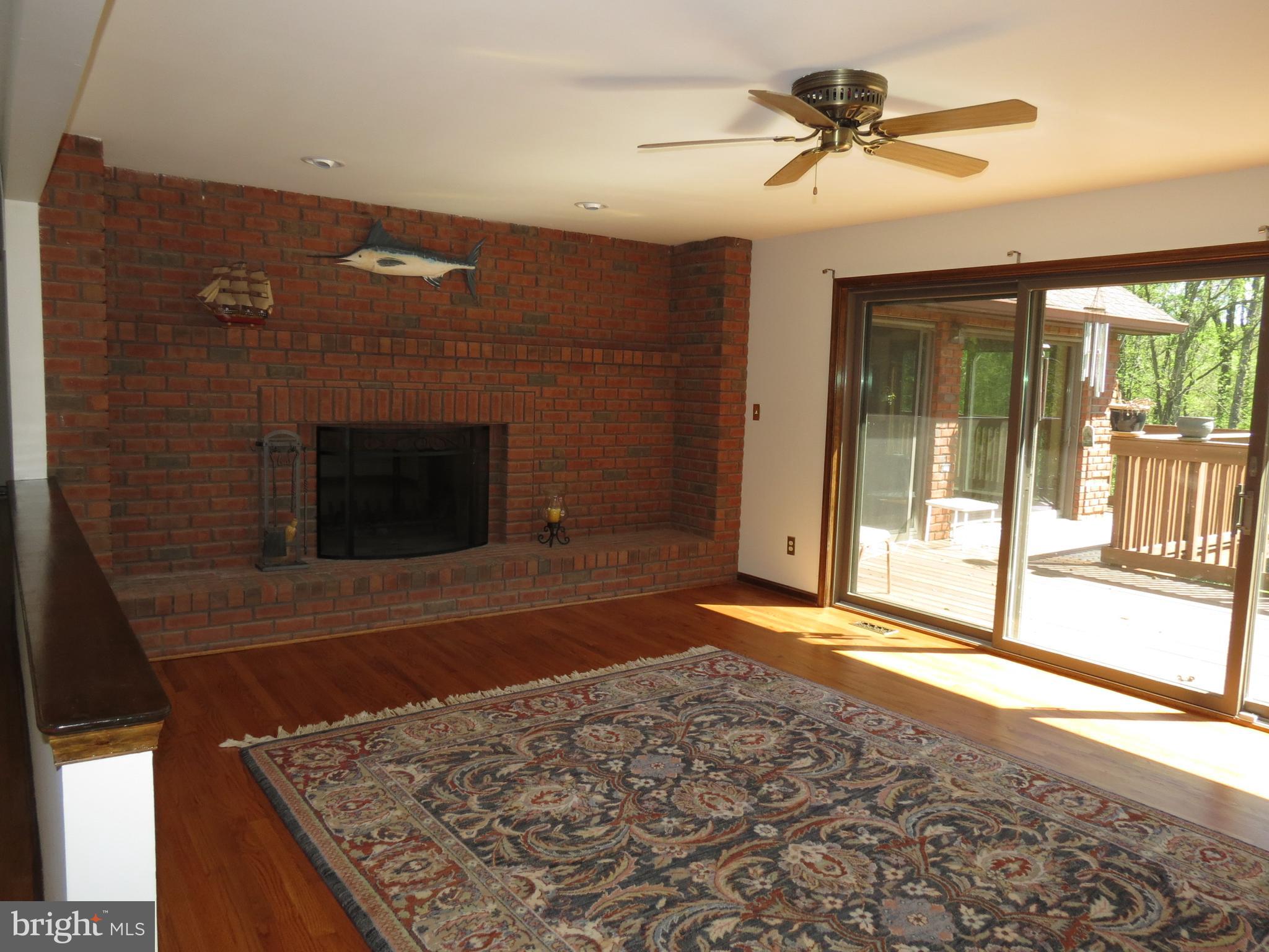 236 Jewell Road Dunkirk, MD 20754 - Photo 12 of 29 Living Room