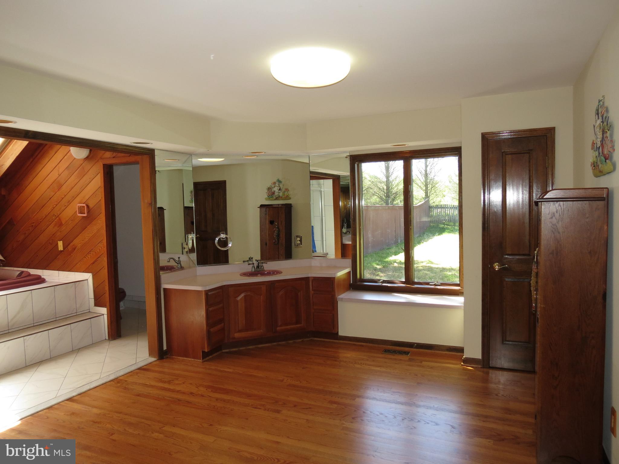 236 Jewell Road Dunkirk, MD 20754 - Photo 16 of 29 Master Bath