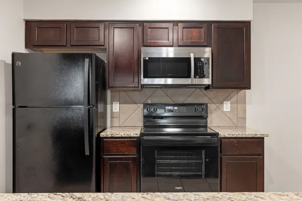 $195,000 | 6700 Cooper Lane, Unit 40, Austin, TX 78745