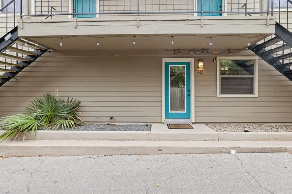 $195,000 | 6700 Cooper Lane, Unit 40, Austin, TX 78745