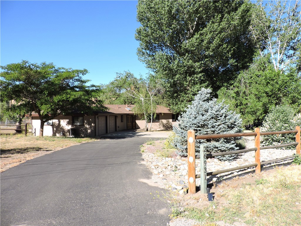 26931 Columbia Way Tehachapi, CA 93561 - Photo 10 of 49
