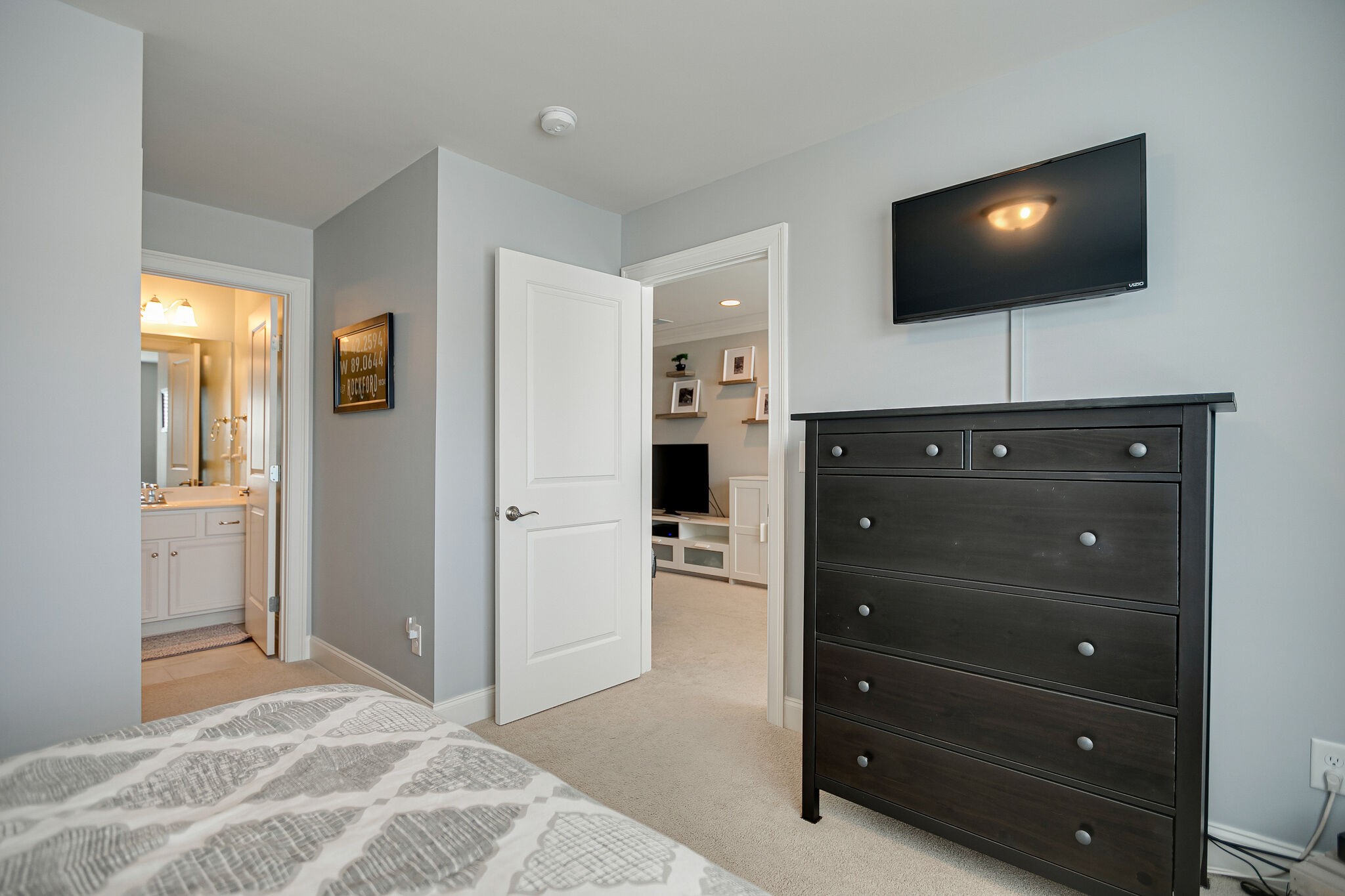 413 Courfield Drive Franklin, TN 37064 - Photo 21 of 27 a living room with furniture and a flat screen tv