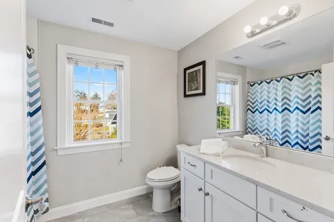 $1,110,000 | 18 Church Street, Unit 2, Woburn, MA 01801