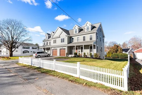 $1,110,000 | 18 Church Street, Unit 2, Woburn, MA 01801
