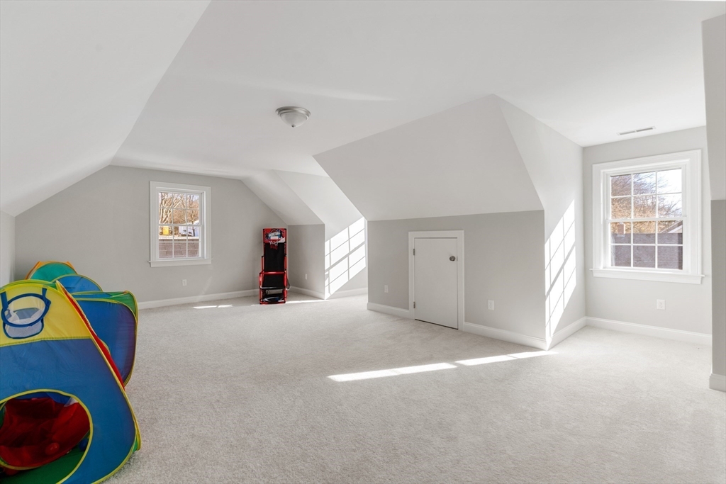 18 Church Street, Unit 2 Woburn, MA 01801 - Photo 22 of 29