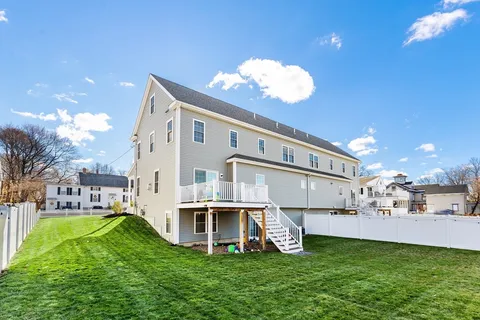 $1,110,000 | 18 Church Street, Unit 2, Woburn, MA 01801